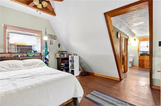 17503 S 900 Road, Nevada, MO 64772