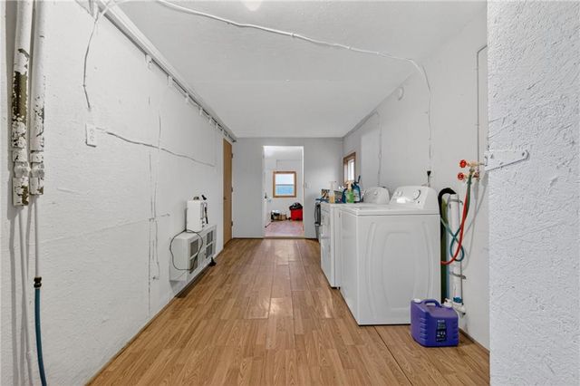 17503 S 900 Road, Nevada, MO 64772