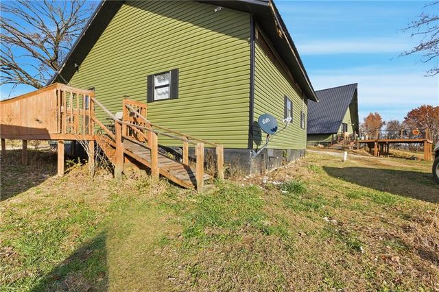 17503 S 900 Road, Nevada, MO 64772