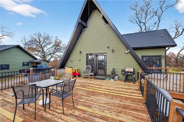 17503 S 900 Road, Nevada, MO 64772