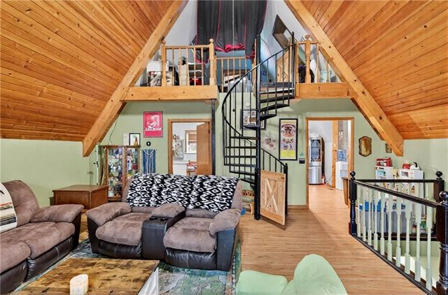 17503 S 900 Road, Nevada, MO 64772