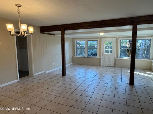 1274 SUNAPEE Avenue N, Jacksonville, FL 32233