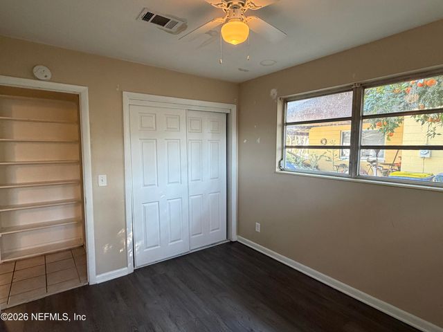 1274 SUNAPEE Avenue N, Jacksonville, FL 32233