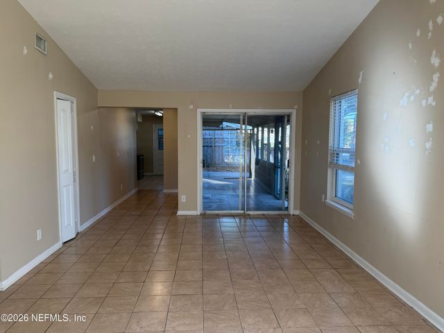 1274 SUNAPEE Avenue N, Jacksonville, FL 32233