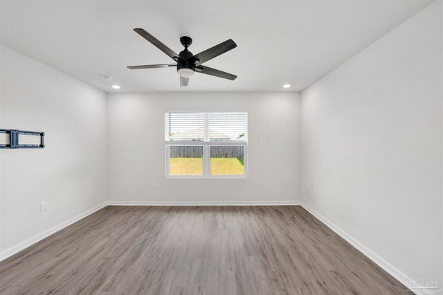 4366 Winged Elm Ct, Pace, FL 32571