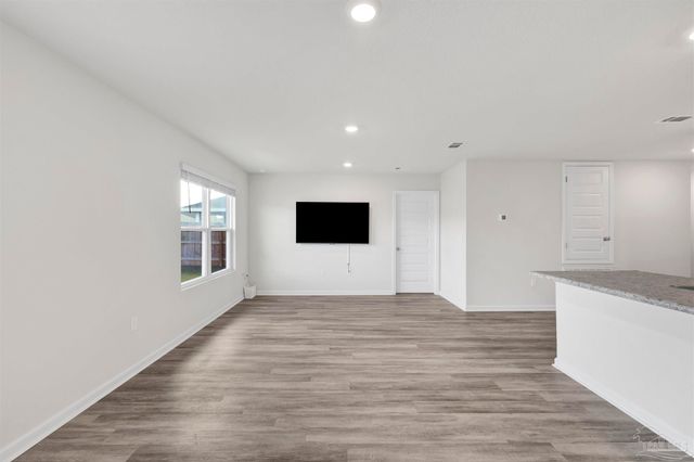 4366 Winged Elm Ct, Pace, FL 32571