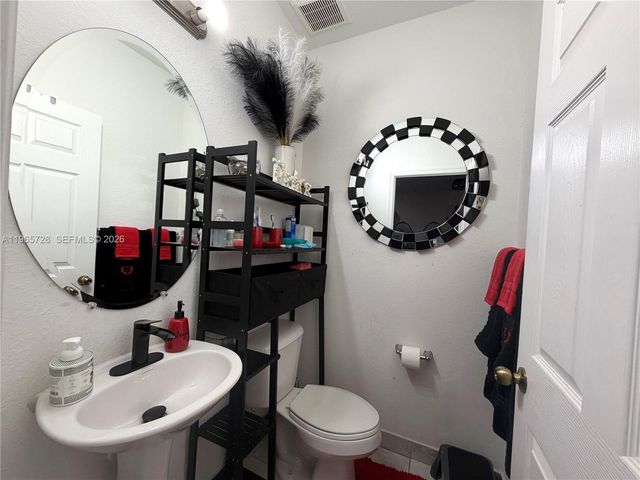 5420 SW 13th Ct 5420, North Lauderdale, FL 33068