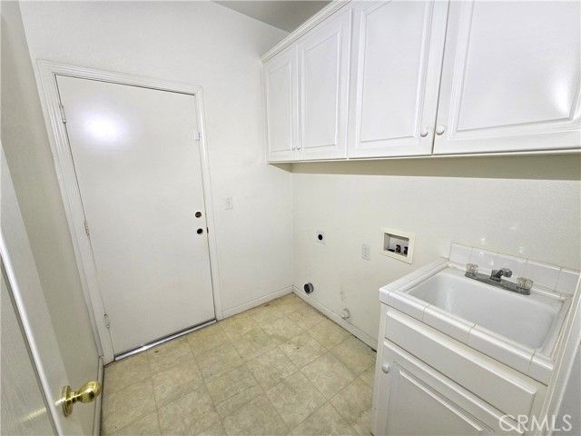 10168 N Price, Fresno, CA 93730