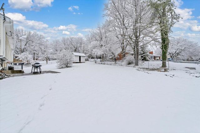 2540 Mcvitty RD, Roanoke, VA 24018