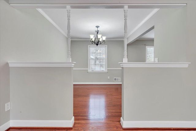 2540 Mcvitty RD, Roanoke, VA 24018