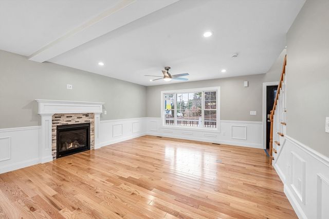 6 High Bluff, Belchertown, MA 01007