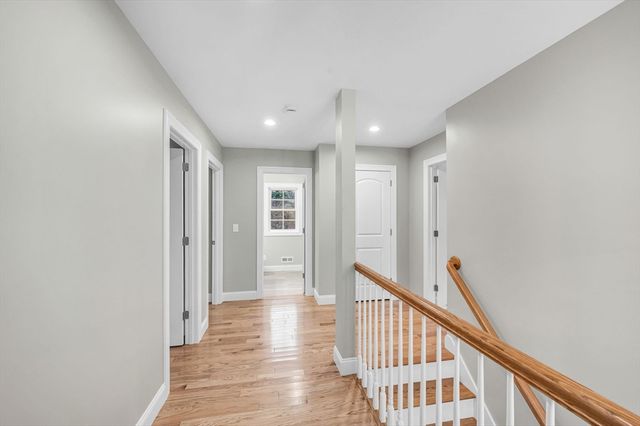 6 High Bluff, Belchertown, MA 01007