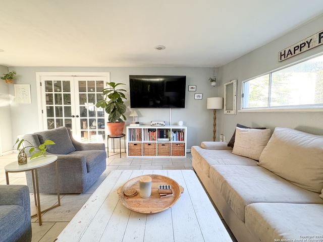 346 Haverford Dr., San Antonio, TX 78217