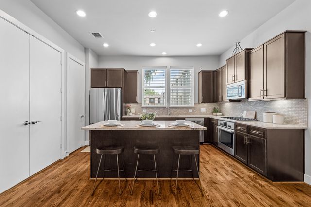 4211 Rawlins Street 91, Dallas, TX 75219