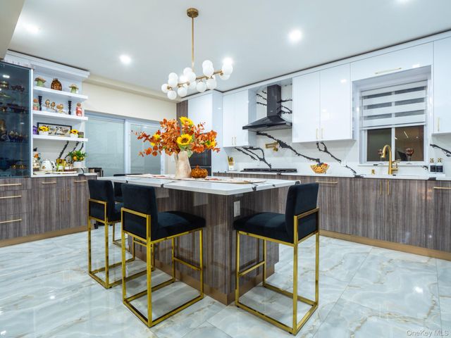 6501 110th Street, Forest Hills, NY 11375