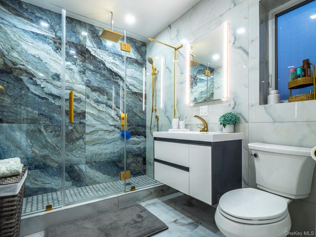 6501 110th Street, Forest Hills, NY 11375