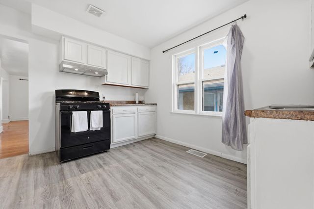 959 Jenks Avenue, Saint Paul, MN 55106