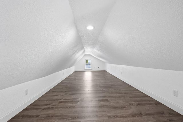 959 Jenks Avenue, Saint Paul, MN 55106