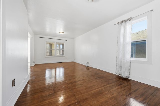 959 Jenks Avenue, Saint Paul, MN 55106