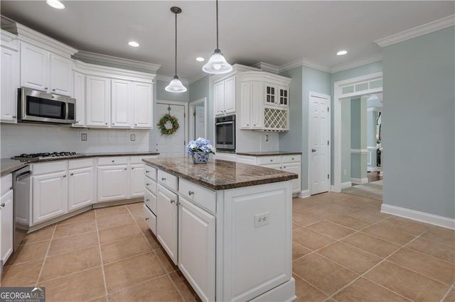 723 Euel Drive, Mcdonough, GA 30252