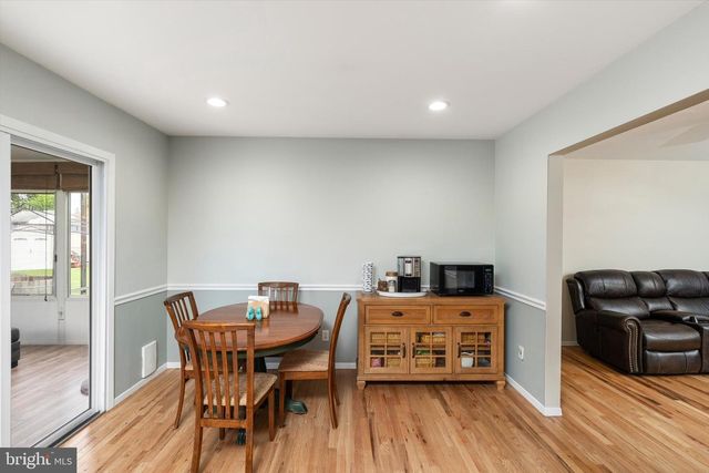 4 RUNNING BROOK, Ewing, NJ 08638