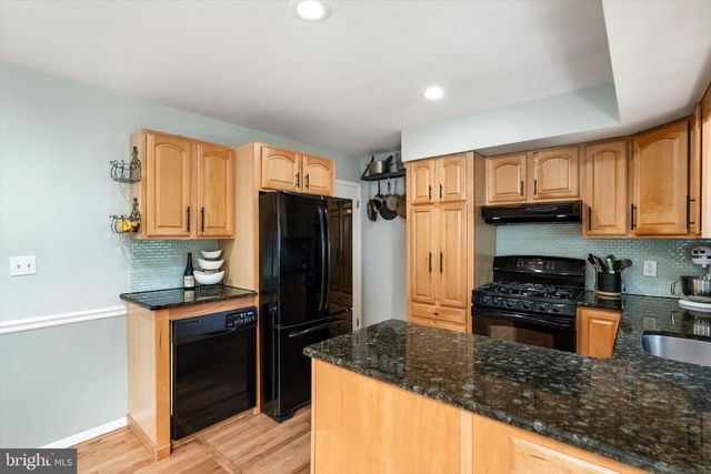 4 RUNNING BROOK, Ewing, NJ 08638