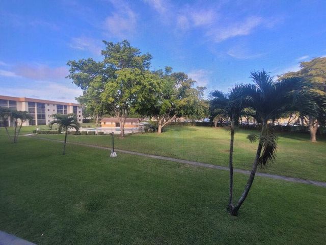 5917 Via Vermilya 206, Lake Worth, FL 33462