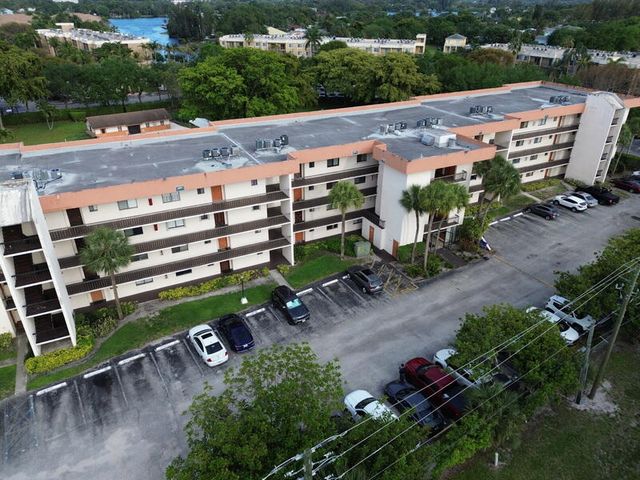 5917 Via Vermilya 206, Lake Worth, FL 33462