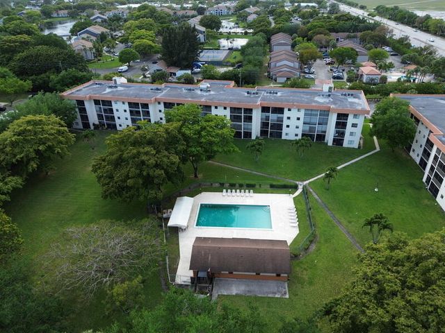 5917 Via Vermilya 206, Lake Worth, FL 33462