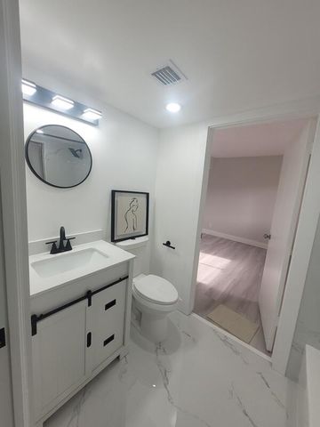 5917 Via Vermilya 206, Lake Worth, FL 33462