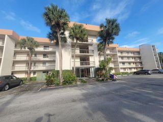 5917 Via Vermilya 206, Lake Worth, FL 33462