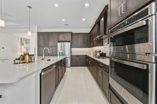 3923 CORSICA PLACE, Wesley Chapel, FL 33543