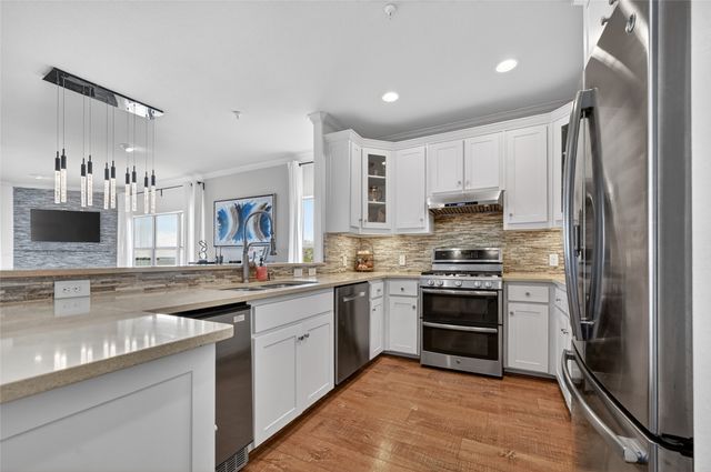 500 Waters Edge Drive 324, Lake Dallas, TX 75065
