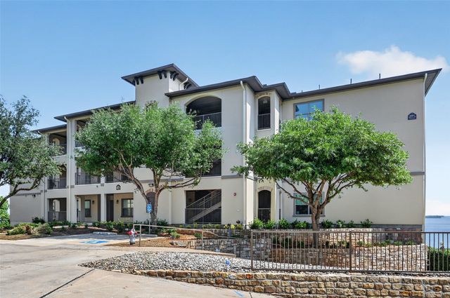 500 Waters Edge Drive 324, Lake Dallas, TX 75065