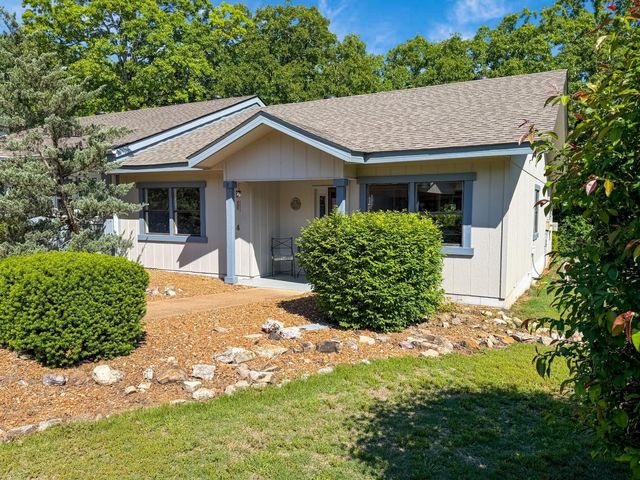 8 Spring River Lane, Cherokee Village, AR 72529