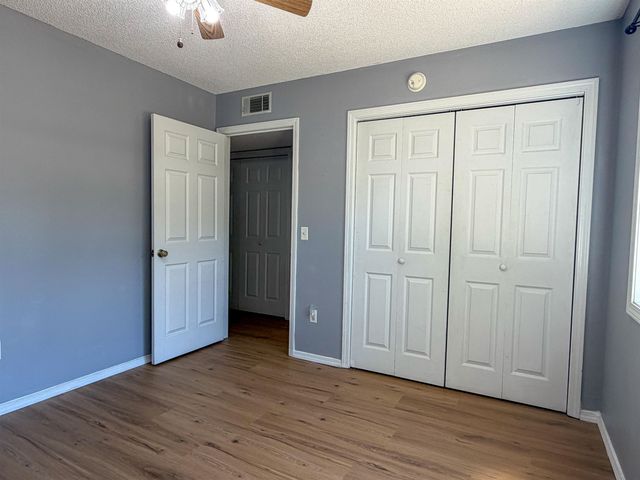 8 Spring River Lane, Cherokee Village, AR 72529