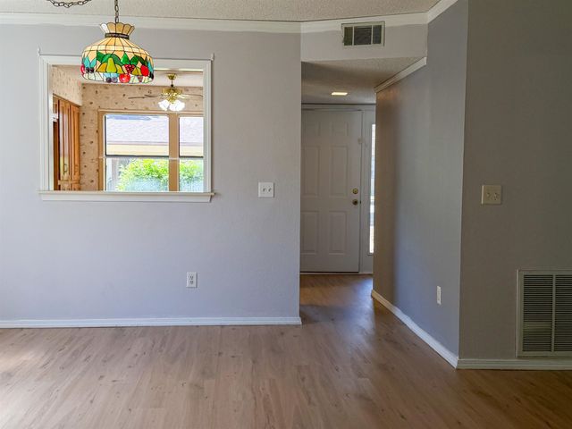 8 Spring River Lane, Cherokee Village, AR 72529