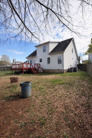 121 Firelight Ct, Antioch, TN 37013