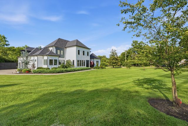 848 W Hillwood Dr, Nashville, TN 37205