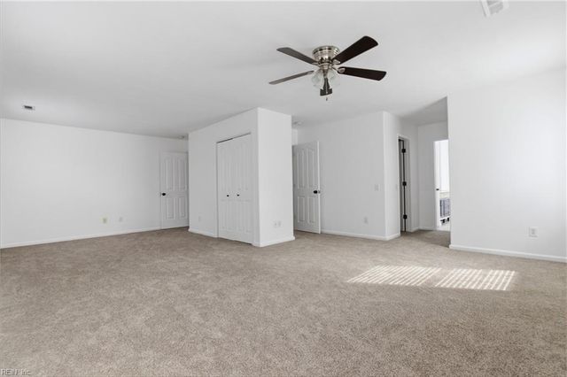 536 Kings GATE, Chesapeake, VA 23320