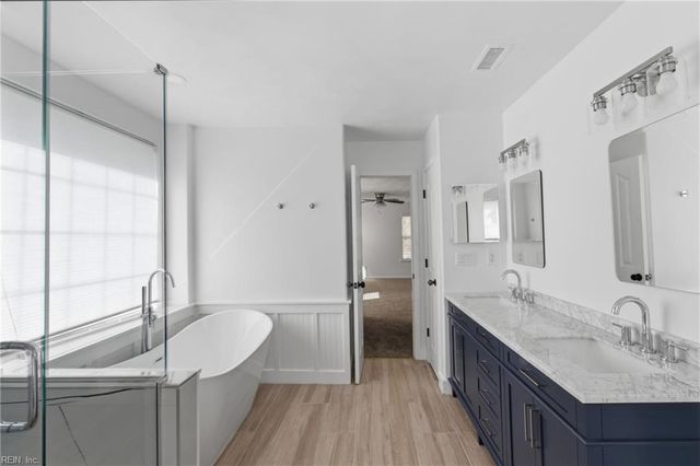 536 Kings GATE, Chesapeake, VA 23320