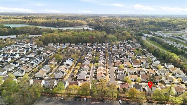 536 Kings GATE, Chesapeake, VA 23320