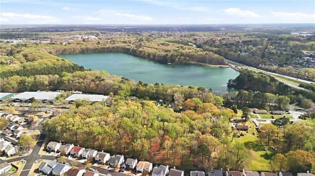 536 Kings GATE, Chesapeake, VA 23320