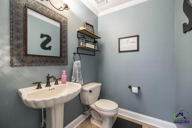 203 Southfield Court, Bonaire, GA 31005