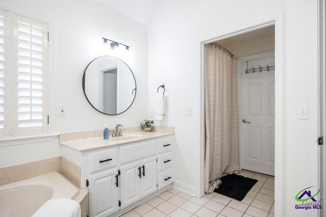 203 Southfield Court, Bonaire, GA 31005