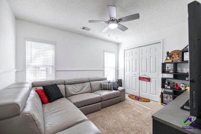 203 Southfield Court, Bonaire, GA 31005