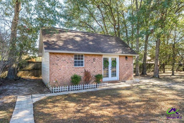 203 Southfield Court, Bonaire, GA 31005