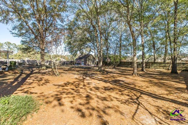 203 Southfield Court, Bonaire, GA 31005