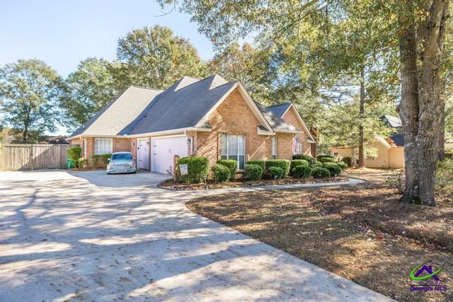 203 Southfield Court, Bonaire, GA 31005