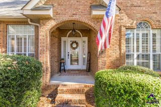 203 Southfield Court, Bonaire, GA 31005